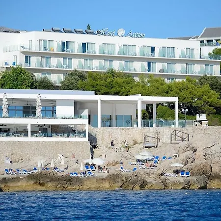 فندق Royal Ariston دوبروفينك