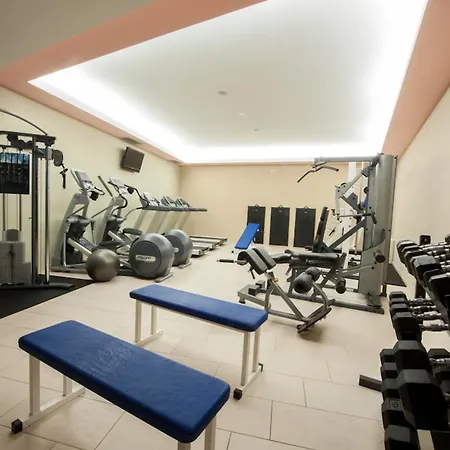 Royal Ariston فندق 5*