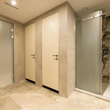 酒店 Royal Ariston