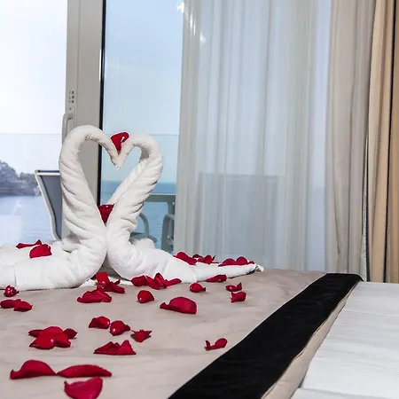 Royal Ariston 5*