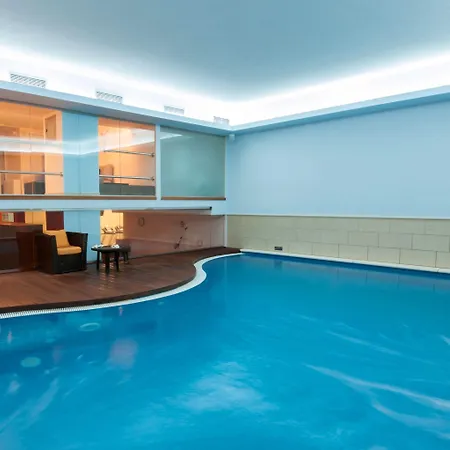 Royal Ariston Hotel