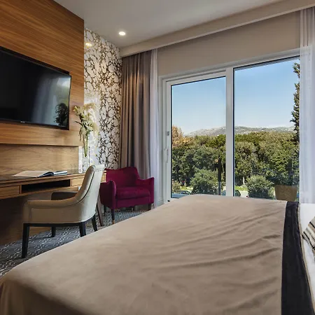 Szálloda Royal Ariston 5*