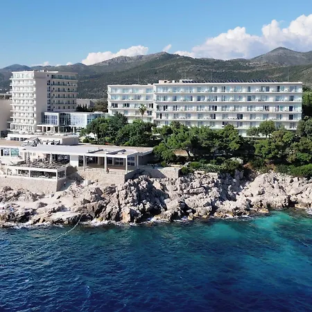 Royal Ariston Hotel