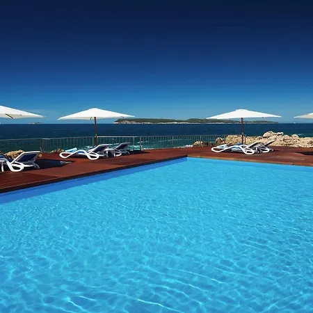 فندق Royal Ariston دوبروفينك
