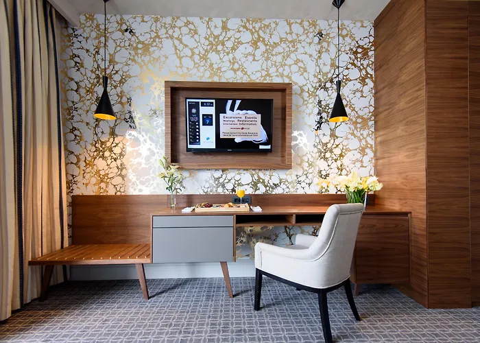 Royal Ariston Hotel 5*