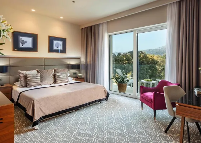 Hotel Royal Ariston 5*