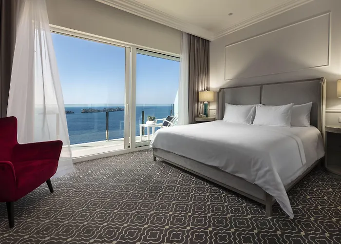 Royal Ariston Hotel 5*