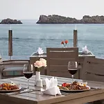 Royal Ariston Hotel