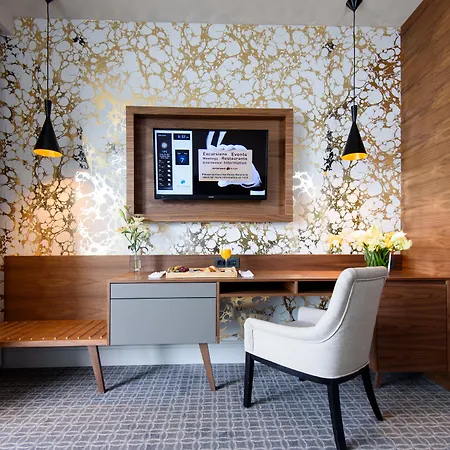 Royal Ariston Hotel 5*